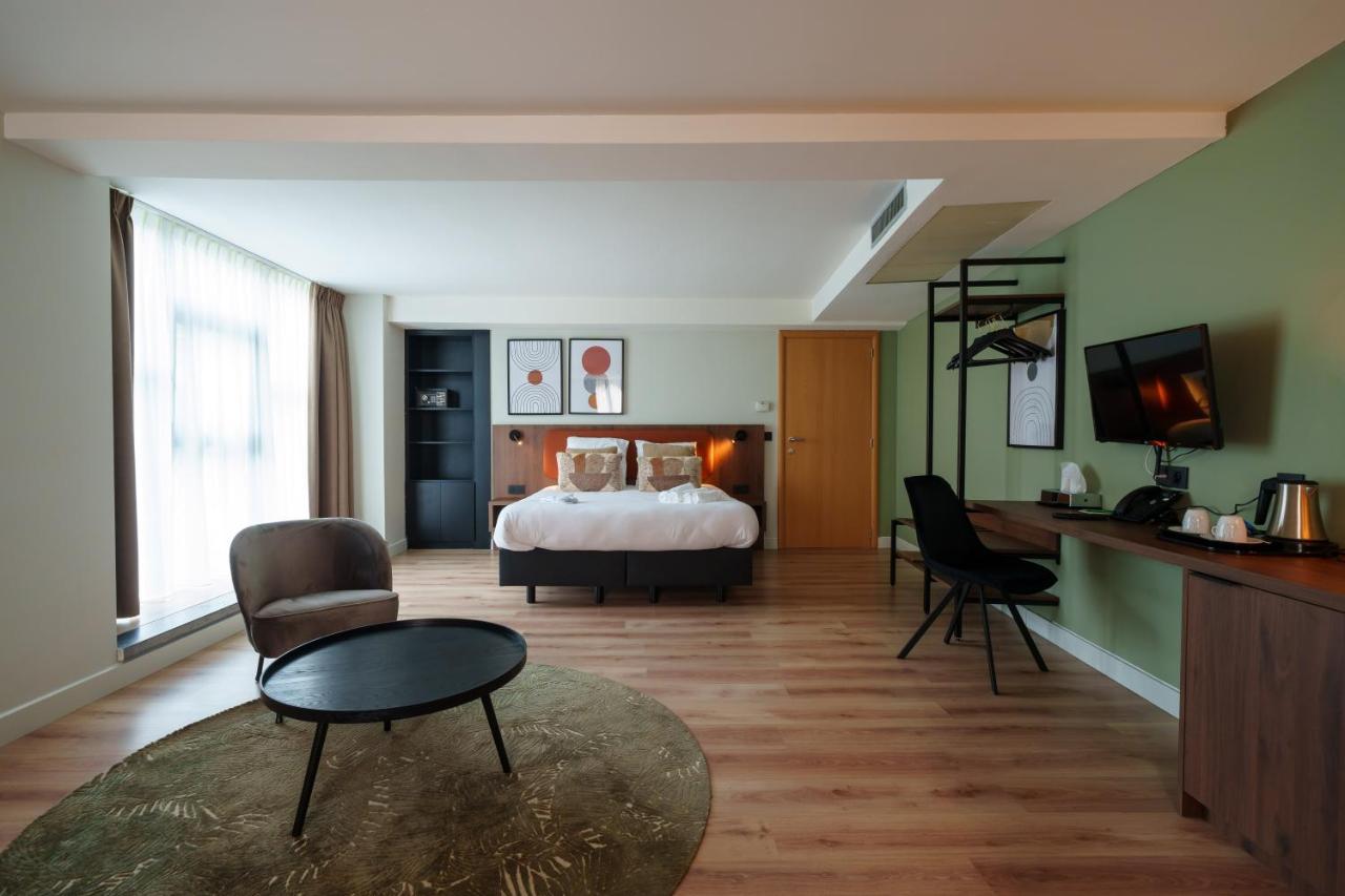Hotel Les Jardins De La Molignee Dinant Eksteriør bilde