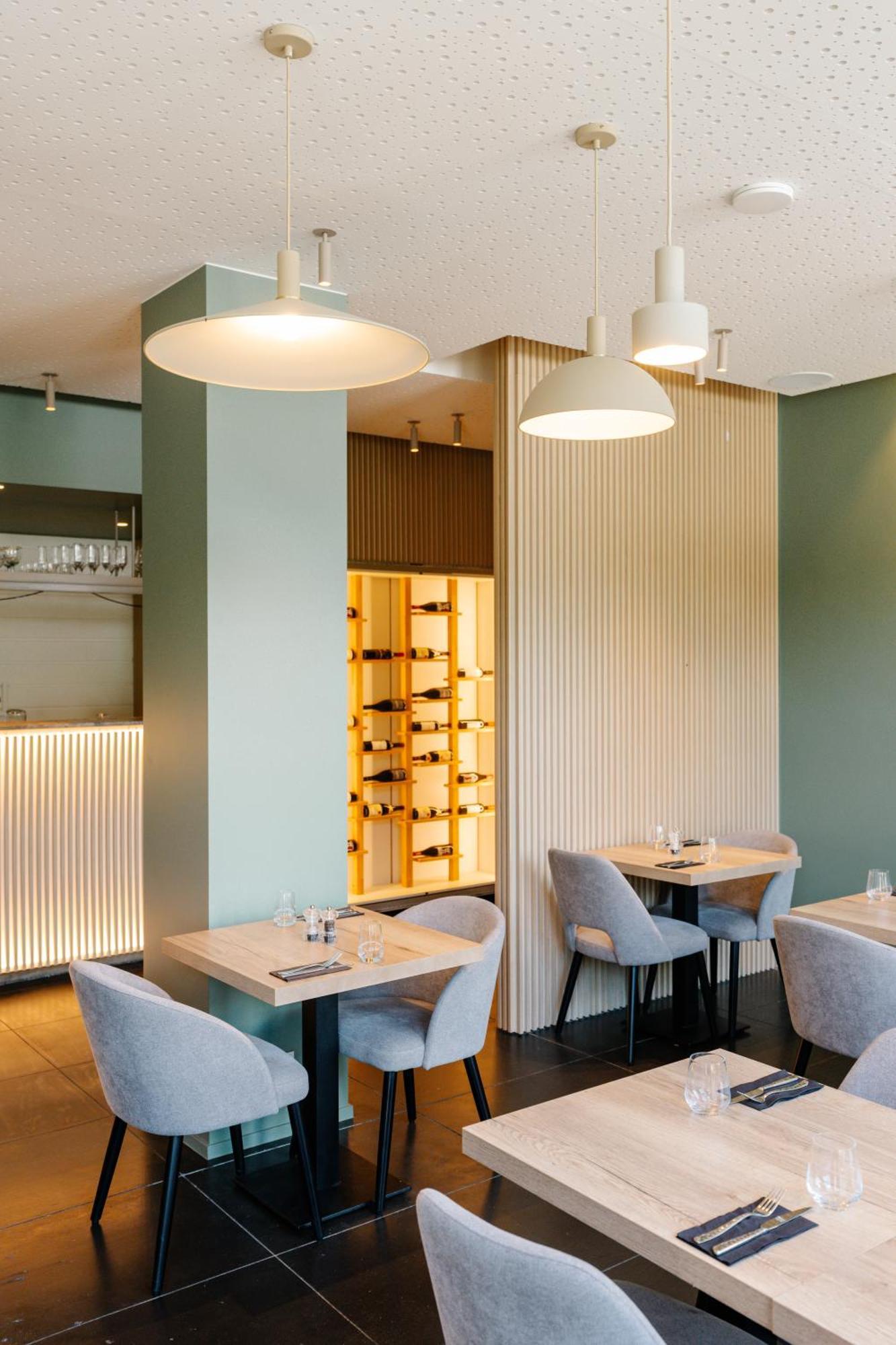 Hotel Les Jardins De La Molignee Dinant Eksteriør bilde